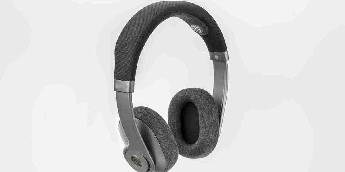 Smart Headphones Market To Receive Overwhelming Hike In Revenue That Will Boost Overall Industry Growth By 2023-2032