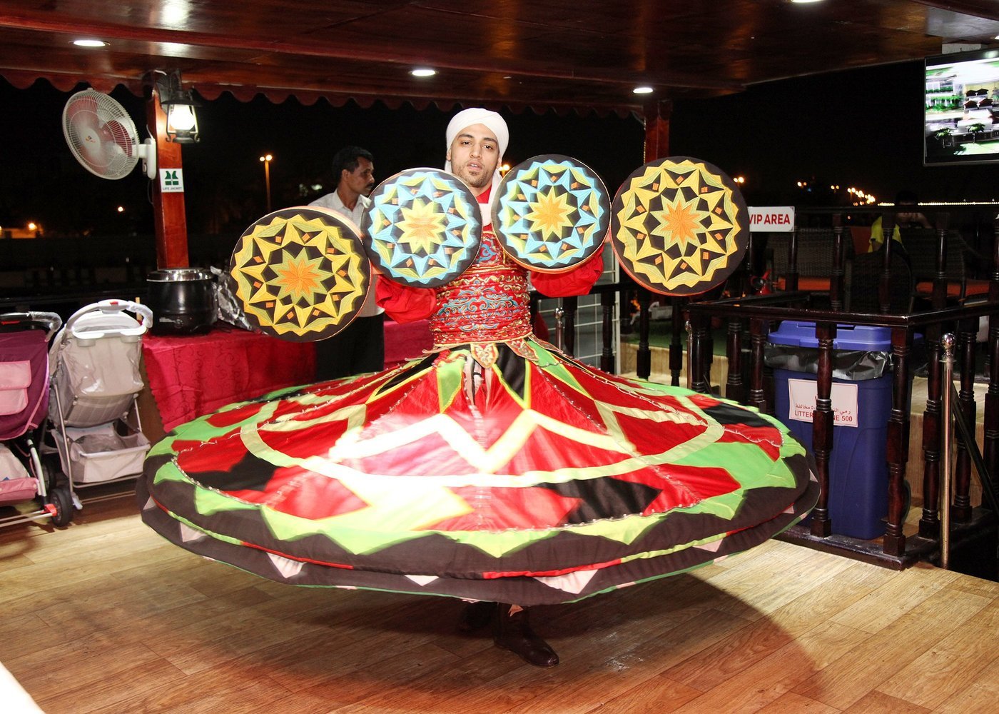 Dhow Cruise Dubai Creek - Experience Dubai's Skyline