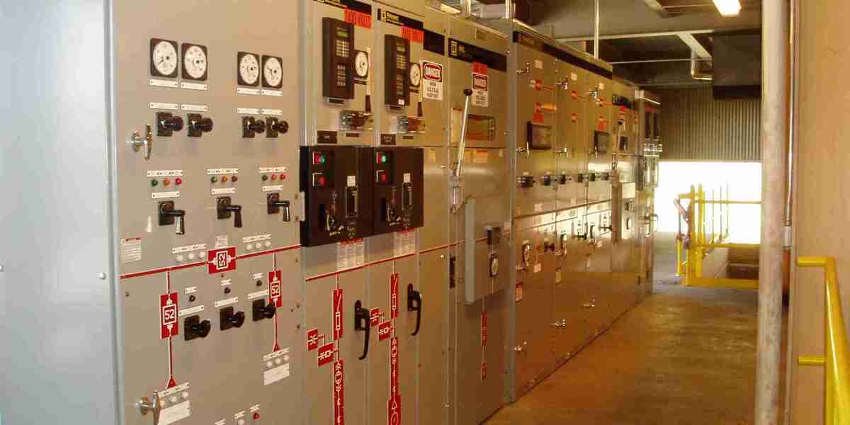 DC Switchgear Market: Insights into Renewable Energy and EV Adoption