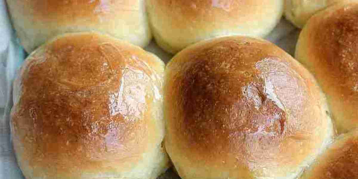 Bread and Roll Market: Balancing Health, Cost, and Sustainability Challenges