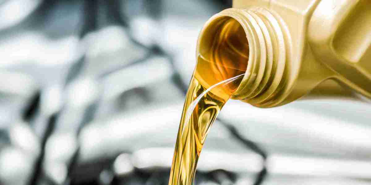 Refrigeration Oil Market Challenges: Overcoming Industry Barriers, Economic Fluctuations, and Regulatory Pressures