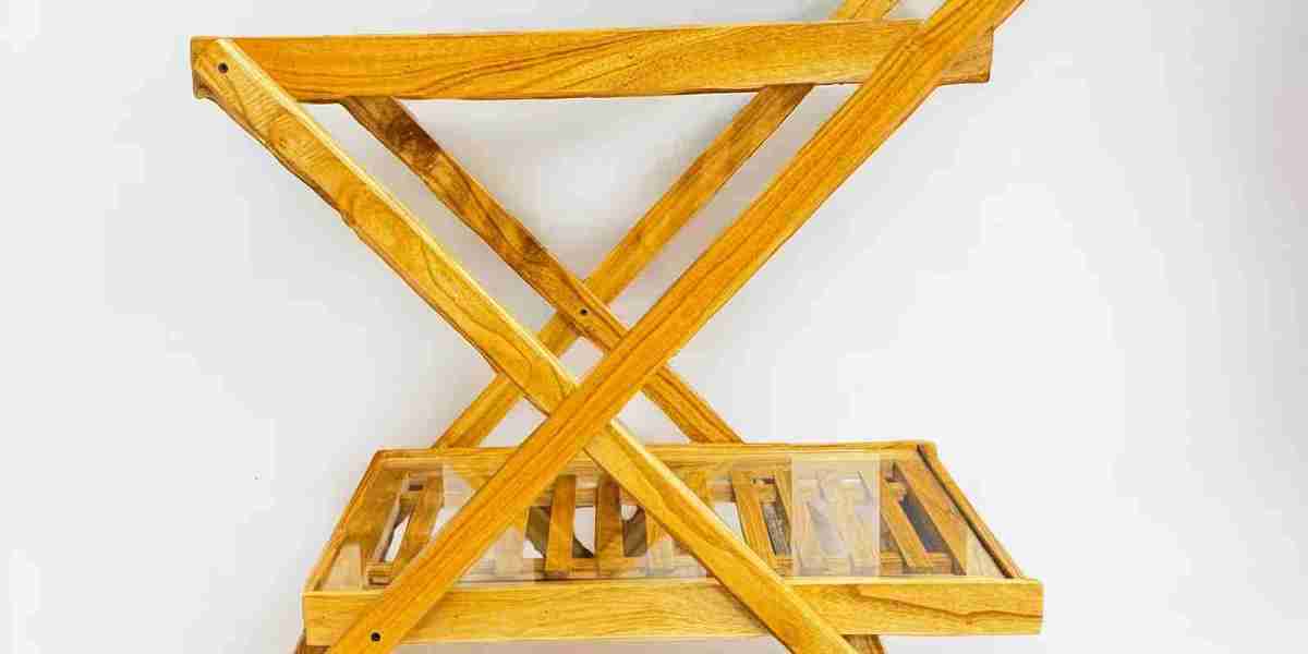 Elegant Folding Dining Table: Perfect for Small Spaces