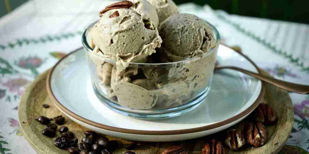 Plant-based Ice Cream Market Emerging Trends: How Ingredients and Packaging are Revolutionizing Consumer Choices