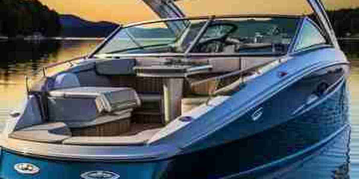 Leisure Power Boats : Challenges Shaping the Future