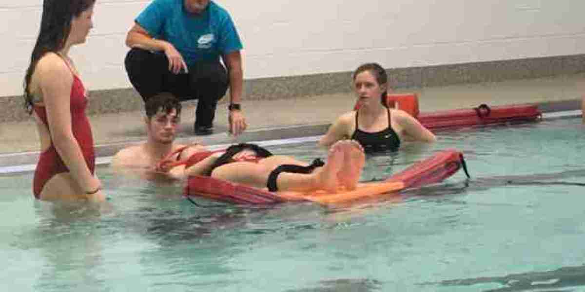 Critical Skills to Master in Lifeguard Classes