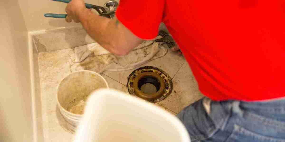 Should you caulk around a toilet?