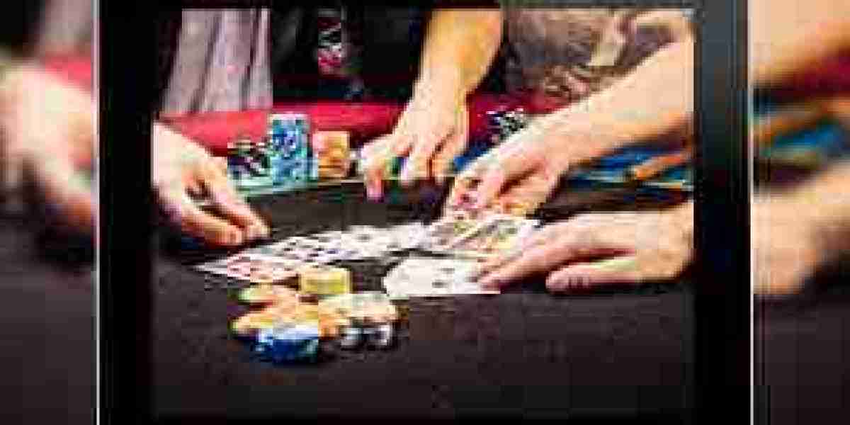 YY Game 娛樂城如何利用其提供的「彩票」遊戲，在現有的「真人娛樂城」、「體育博彩」和「電子遊戲」之外，進一步拓展其遊戲產品線，並吸引對彩票遊戲感興趣的特定玩家群體？