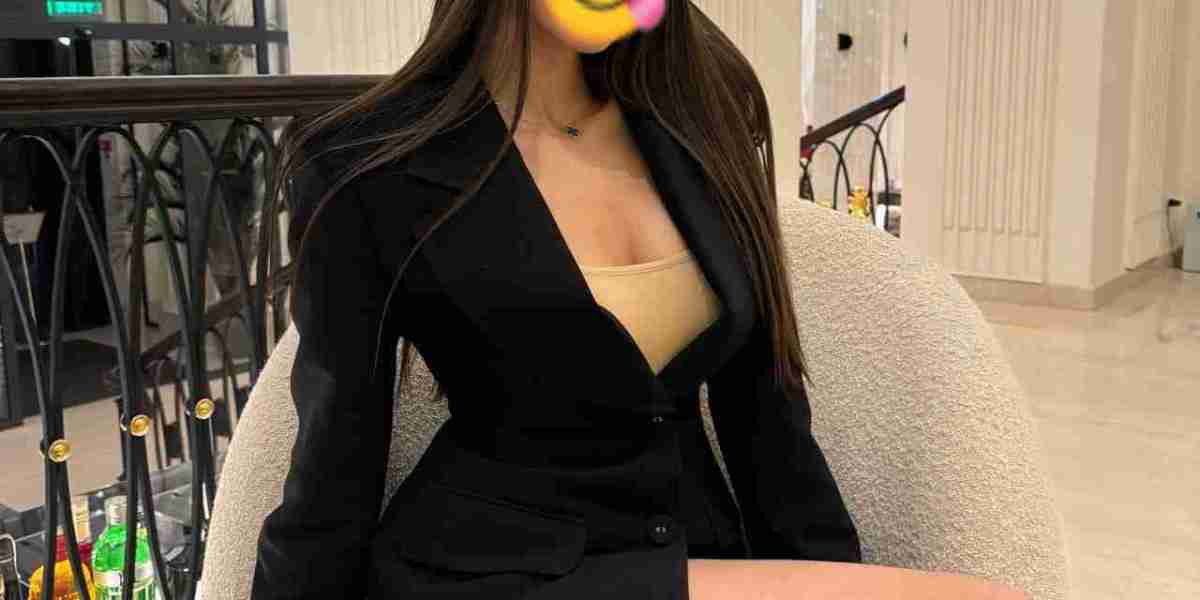 VIP Escorts In Dubai	+971508316696