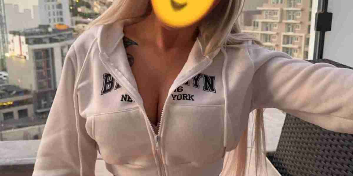 Dubai Call Girl Agency	+971585498622