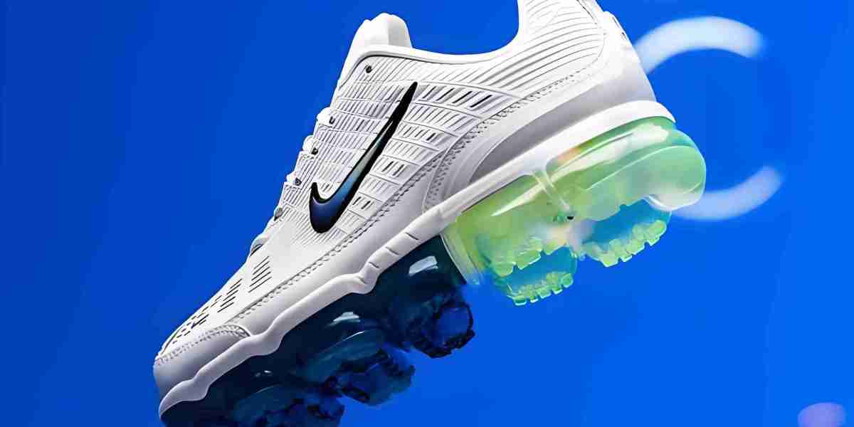 Nike Air VaporMax全解析｜黑紅漸變色與經典科技演進