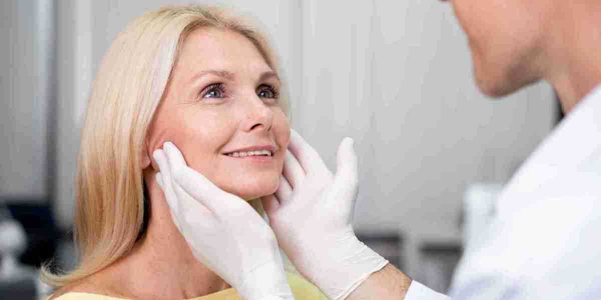 أكثر جراحي التجميل ثقة في الرياض لرعاية عالية الجودة