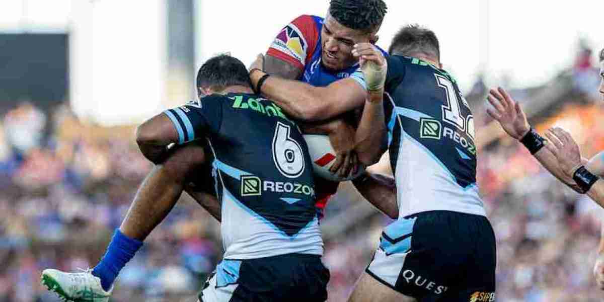 Newcastle Knights Stumble - Sharks Triumph 34-14