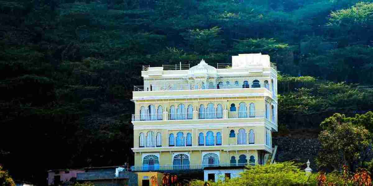 Hotels in Udaipur City – Burj Baneria