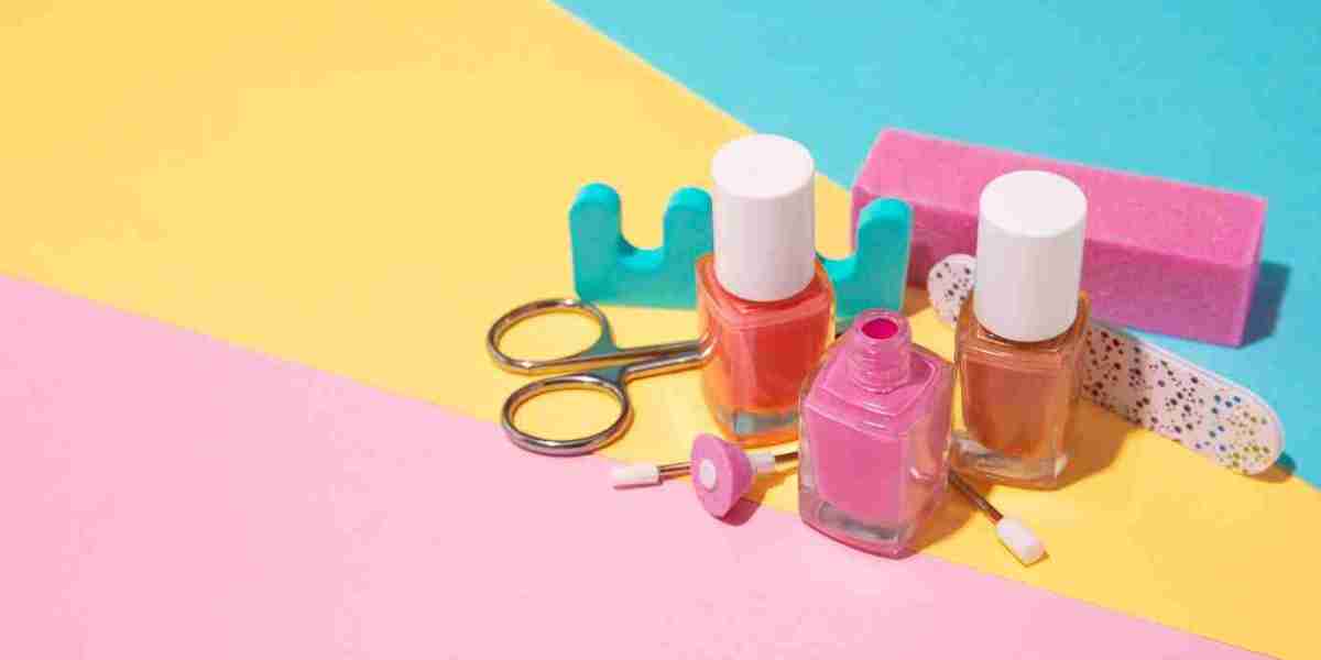 Nail Polish Market Trends and Innovations: A Closer Look at Shifting Consumer Demands and Technology
