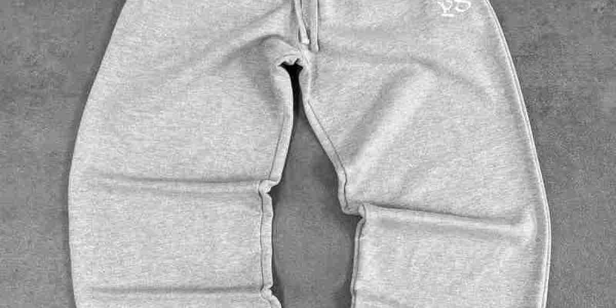 Pepe Studio Clothing: Rising Star in Streetwear Fashion