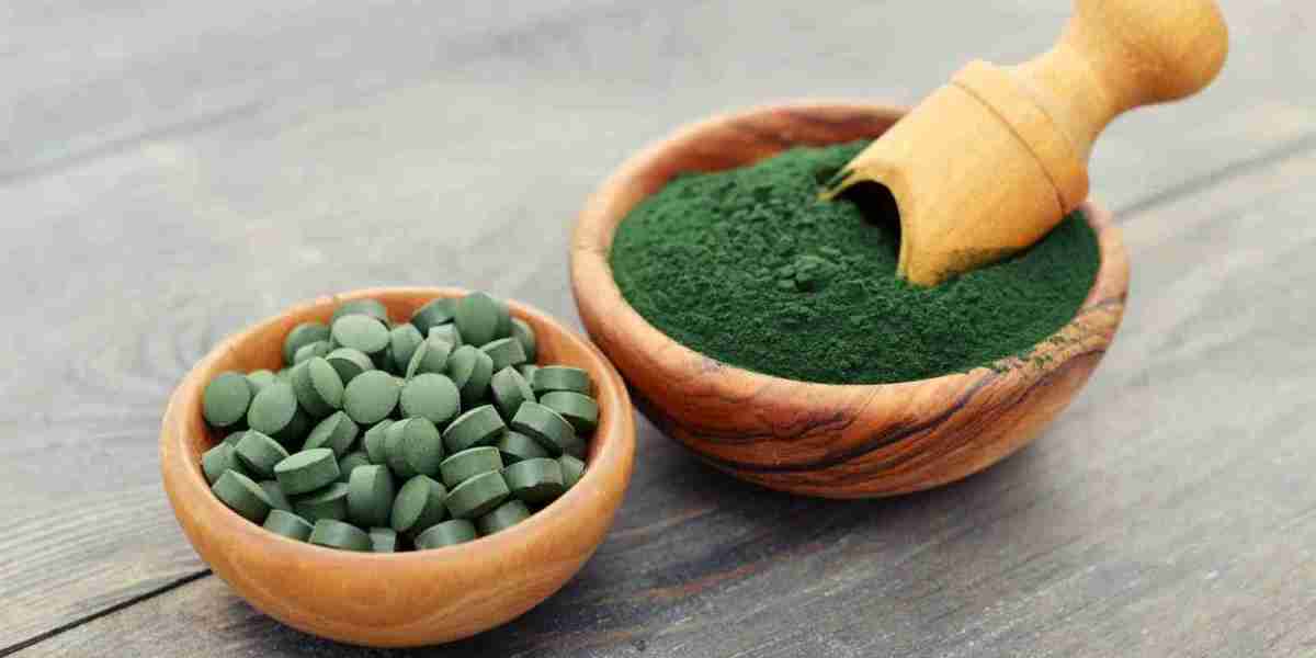 Spirulina Extracts Market Opportunities in Dietary Supplements and Functional Foods Industry
