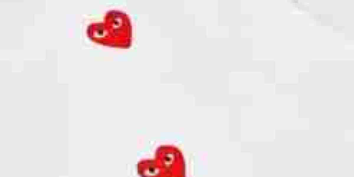Comme des Garçons SHIRT vs. Mainline: What’s the Difference?