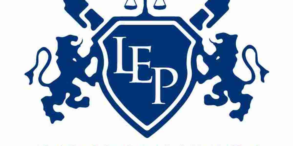 "Top-Rated Law Assessment Writing Services in the UK for 2025"