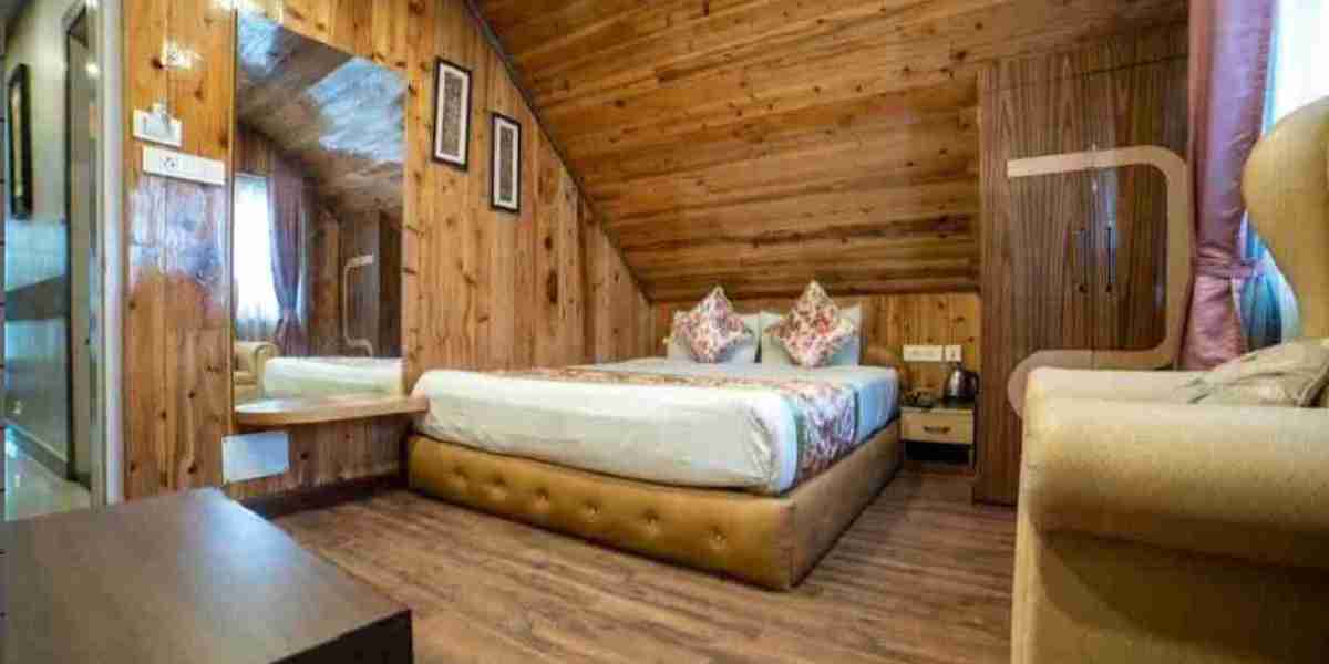 Top Hotels in Darjeeling with Kanchenjunga Views & Spa Retreats