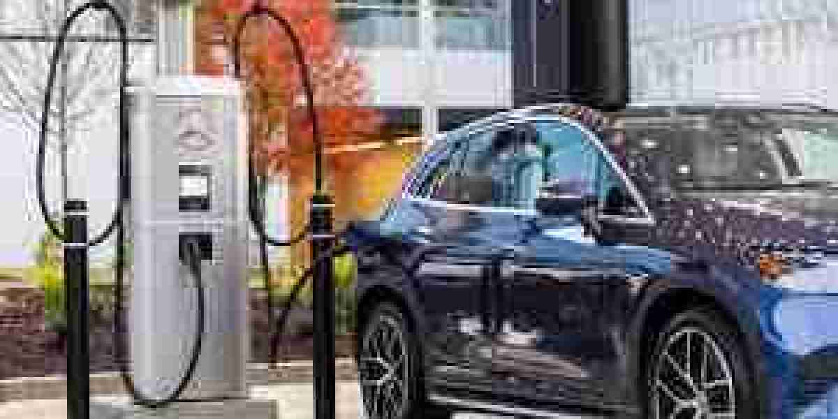 Ultra-fast EV Charging Station Market Sees Technological Advancements in 350kW and 1MW Charging Solutions