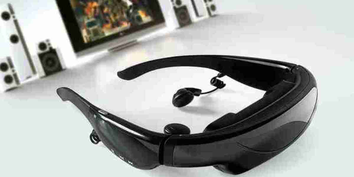 3D Mobile Theater Market Witnesses Growth from Gamers Students and Professional Presentation Users