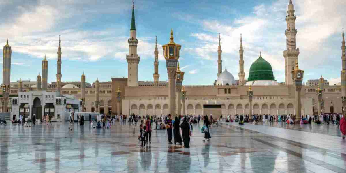 Are There Group Discounts for December Umrah Packages 2025?