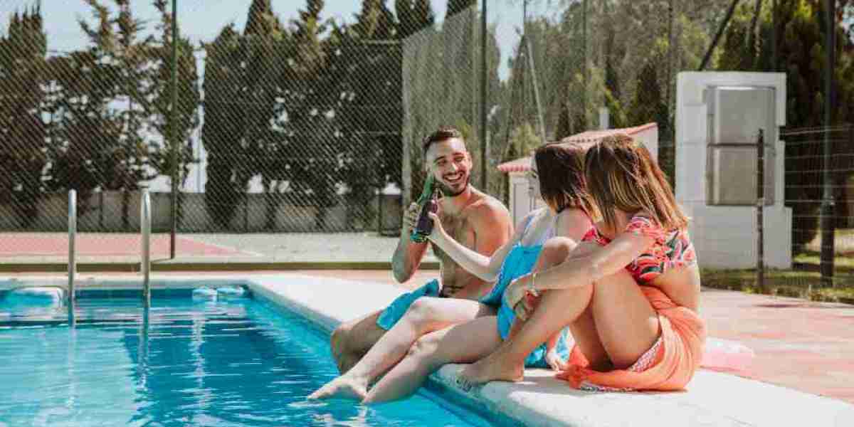 How to choose the best pool contractors?