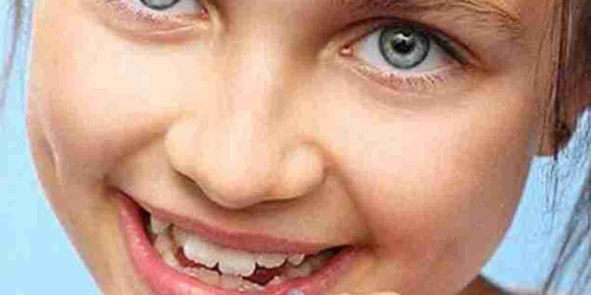 What Is a Palatal Expander and How Does It Work?