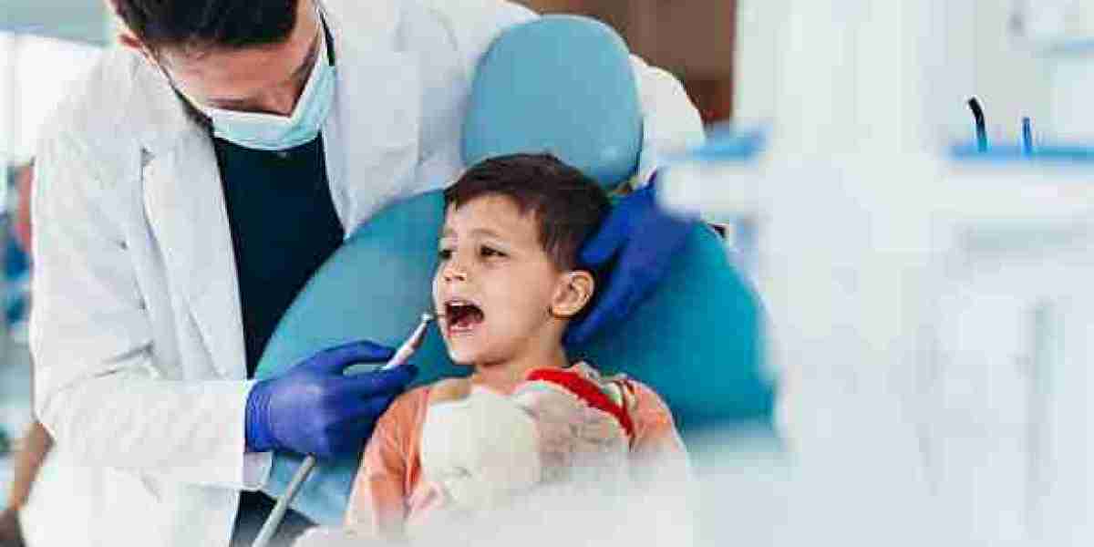 Achieve a Perfect Smile at a Dental Clinic in Riyadh