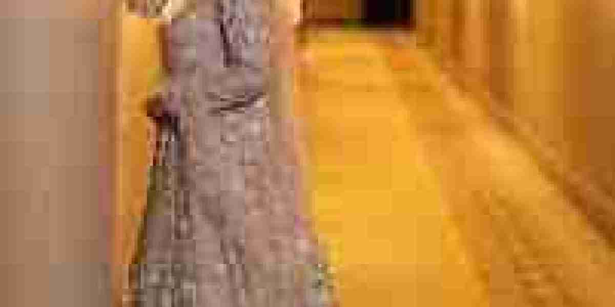 How to Pick a Designer Pakistani Bridal Gown?