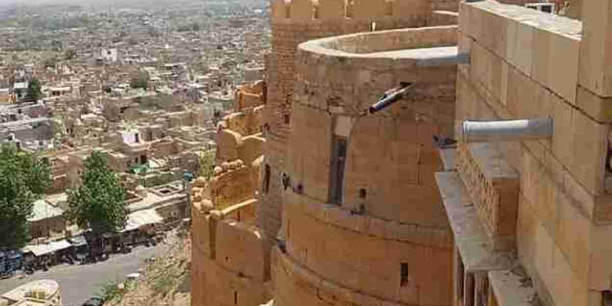Discover the Magic of the Golden City with Our Rajasthan Jaisalmer Tour Package