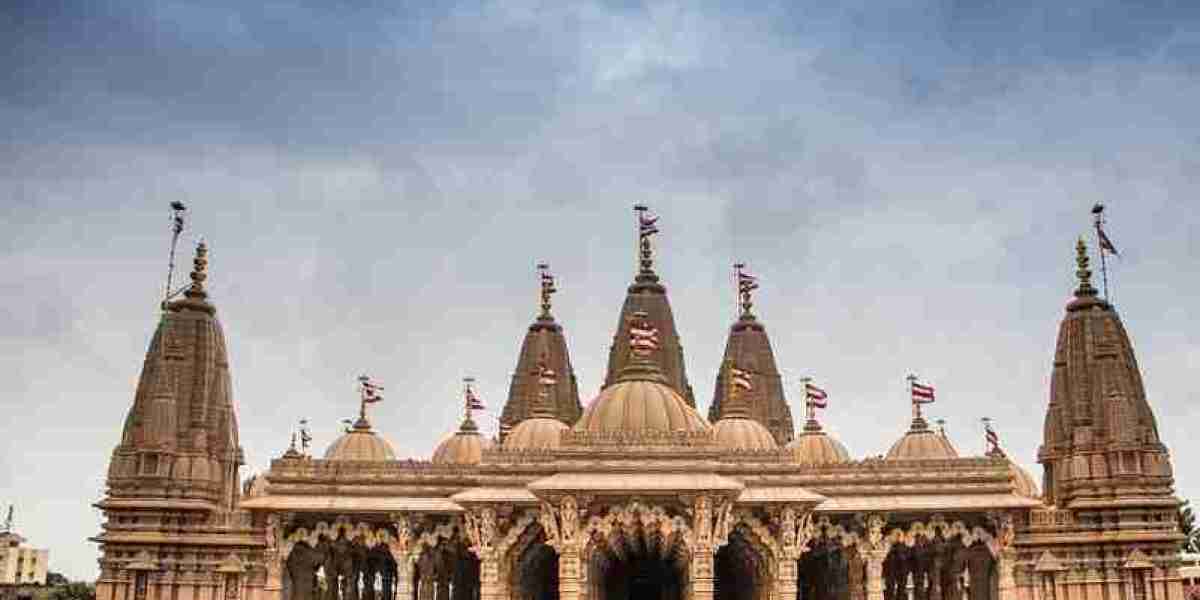 Chandigarh To Agra Taxi
