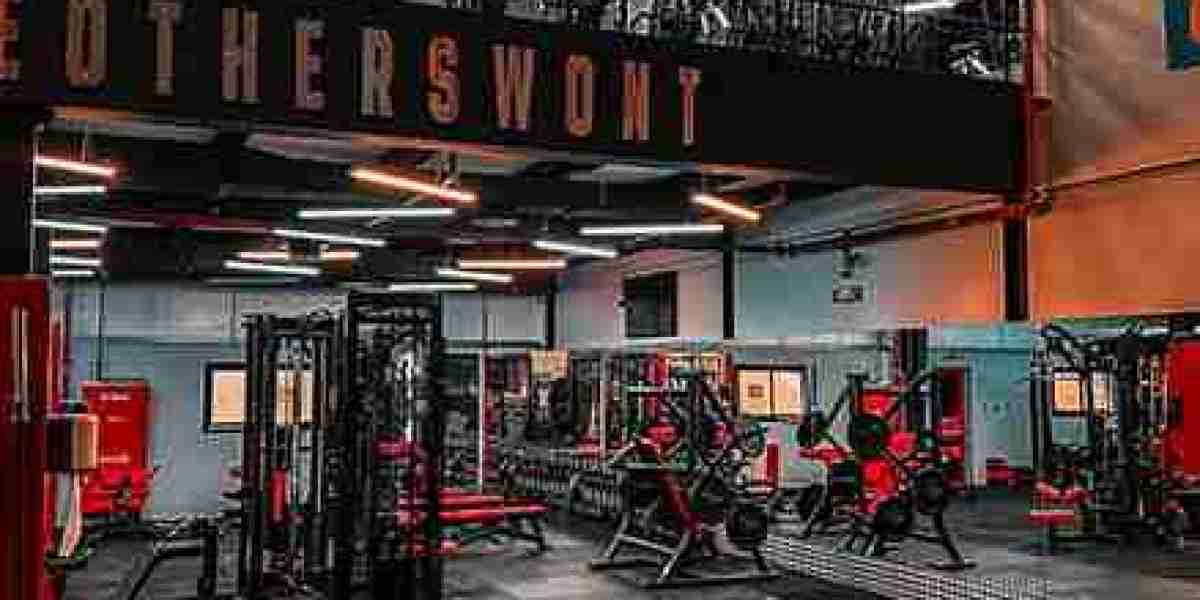 Inside the Biggest Gym in Dubai: Facilities, Features & Memberships
