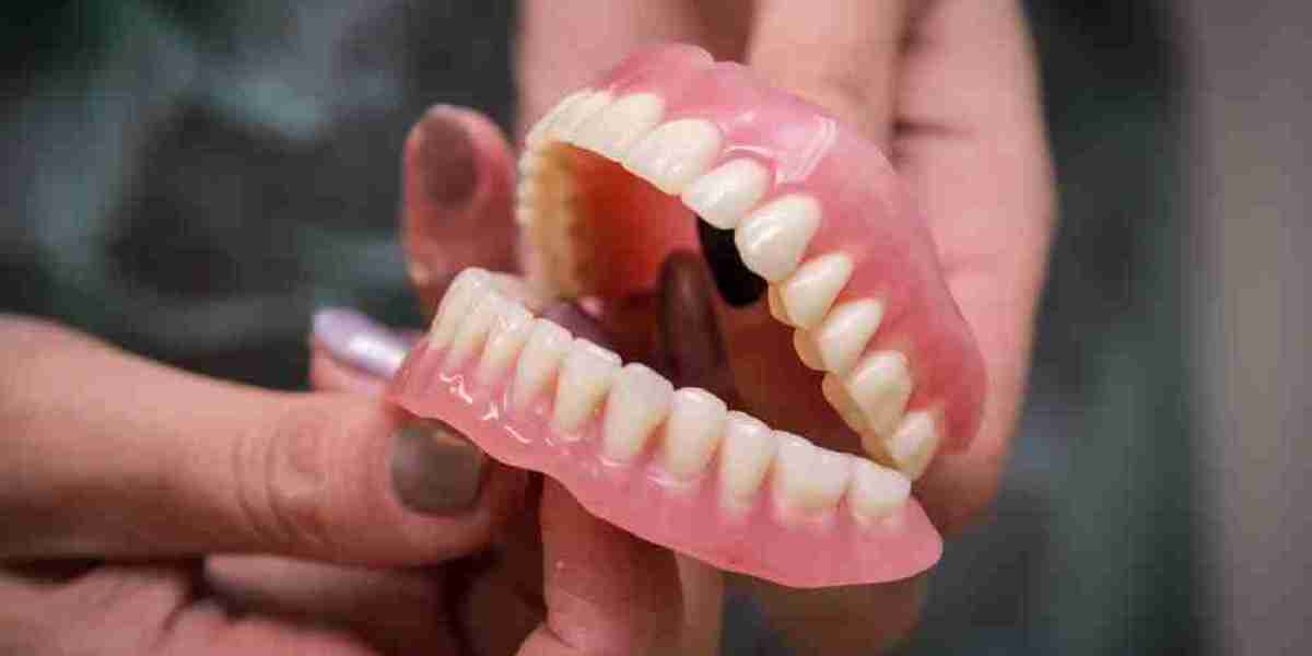 Pros and Cons of Implant-Supported Dentures