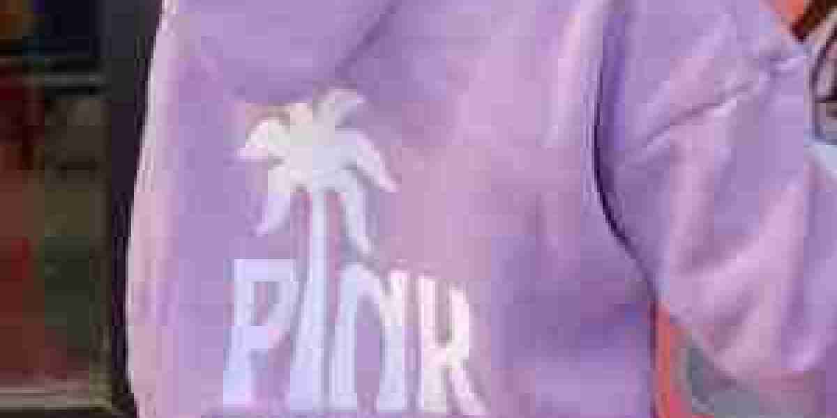 PinkPalmPuffStore: Where Style Gets a Soft, Bold Twist