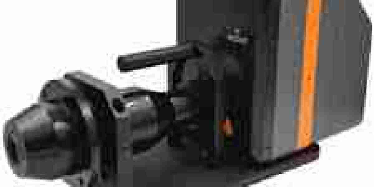 What Is a Conoscope Lens? Working Principle, Uses & Benefits Explained